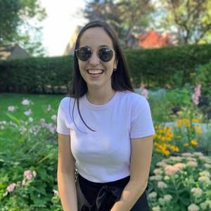 Meet your Posher, Émylie-ann